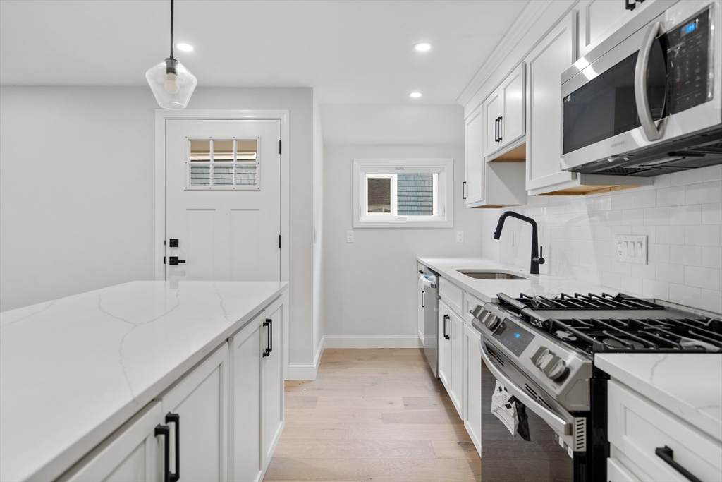 57 Nottinghill Road - Photo 1