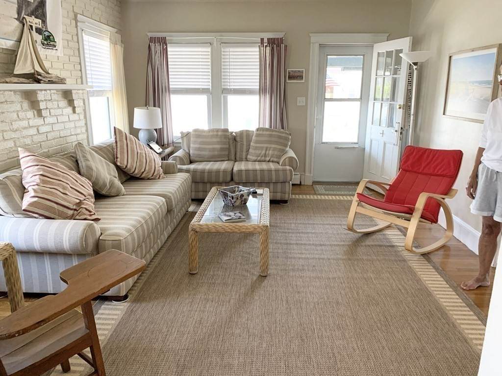 75 E Street Sept-June Only - Photo 1