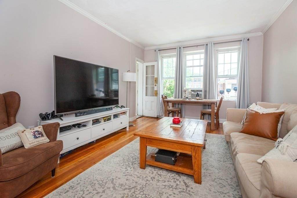 1746 Commonwealth Ave - Photo 1