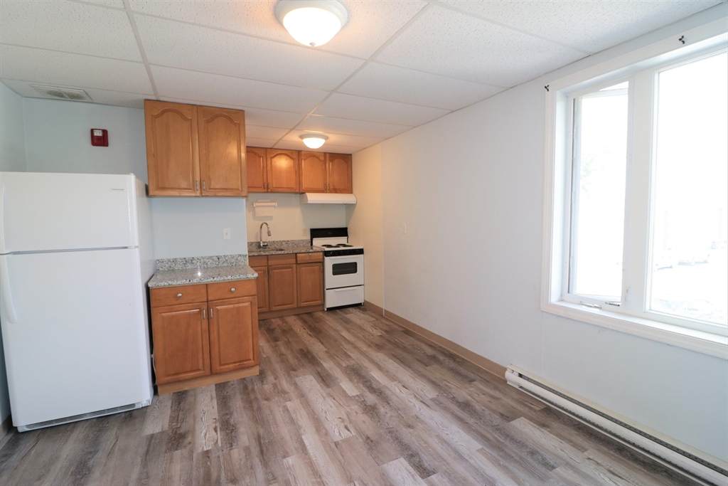 1776 Middlesex St - Photo 1