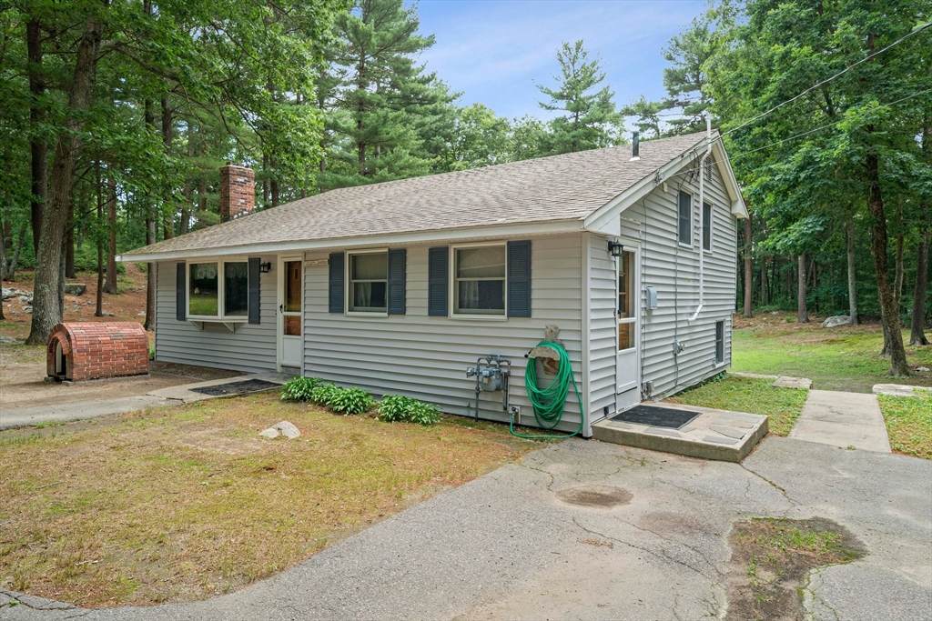 4 Lakeview Rd - Photo 1