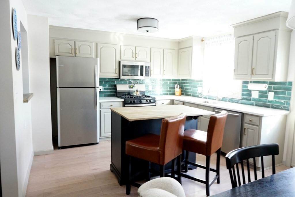 55 Bliss Ave - Photo 1