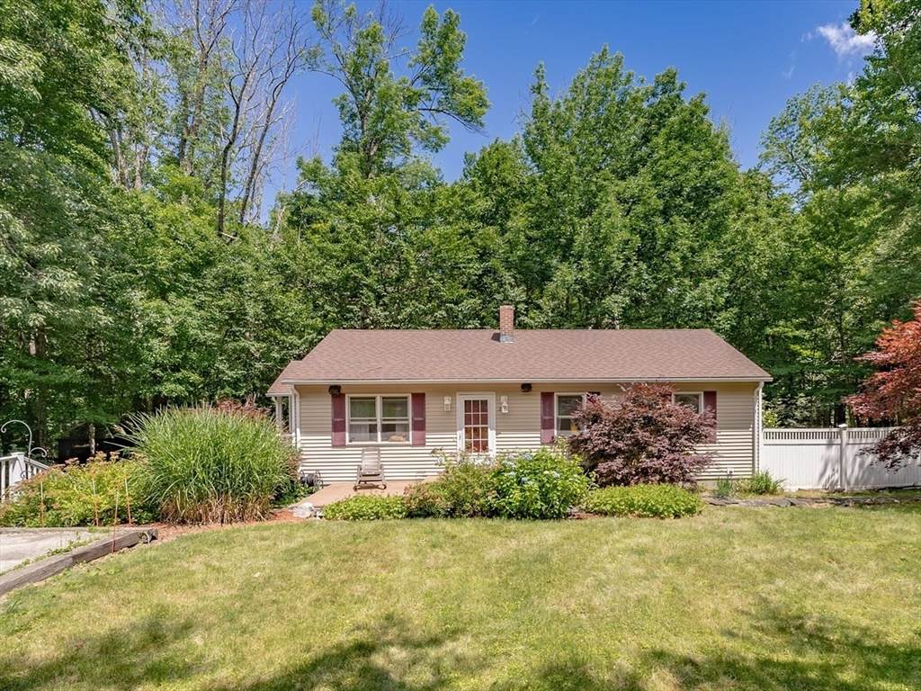 253 Kings Hwy - Photo 1