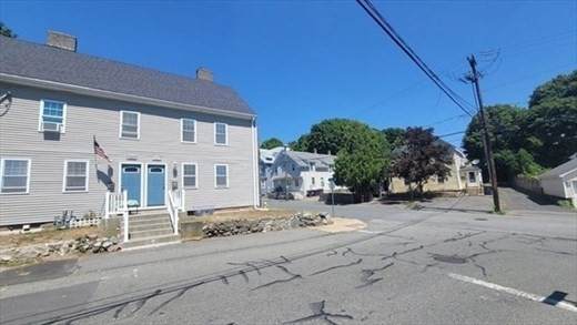 231 Colburn St - Photo 1