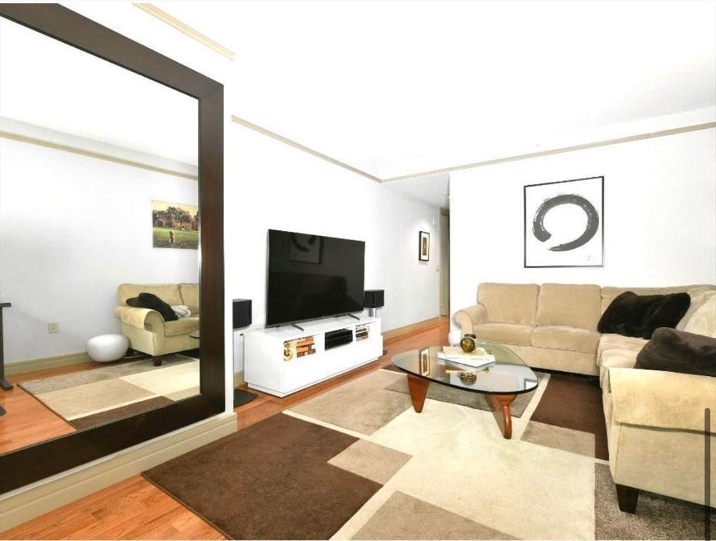 3 Avery St - Photo 1