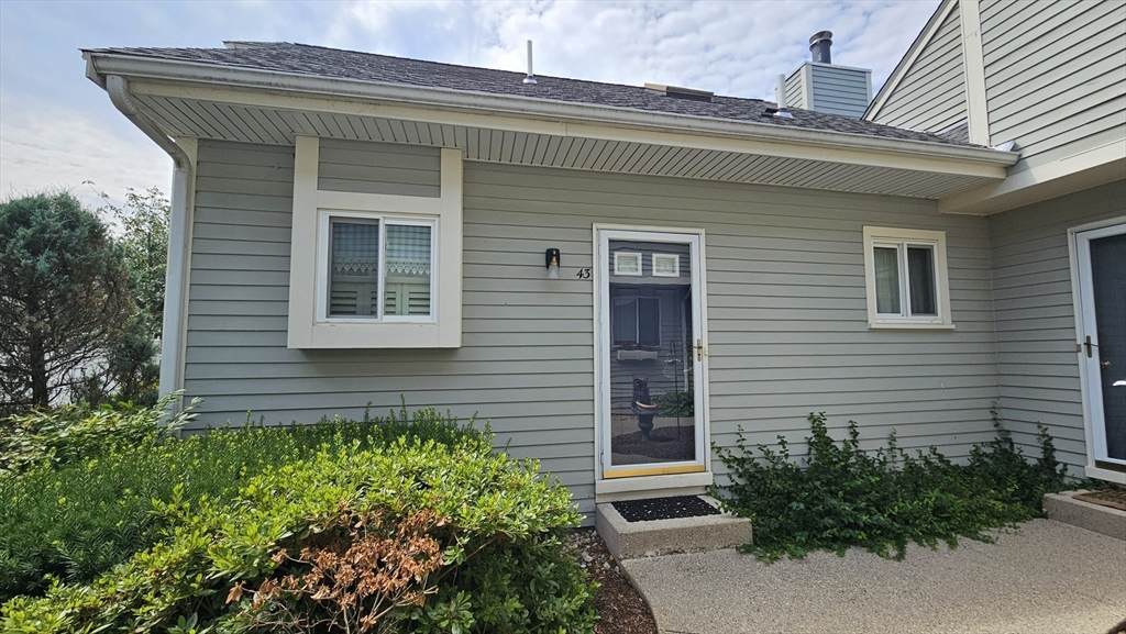 205 Lake St - Photo 1