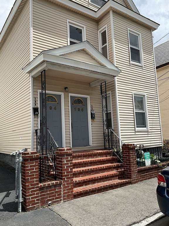 194 Concord St - Photo 1