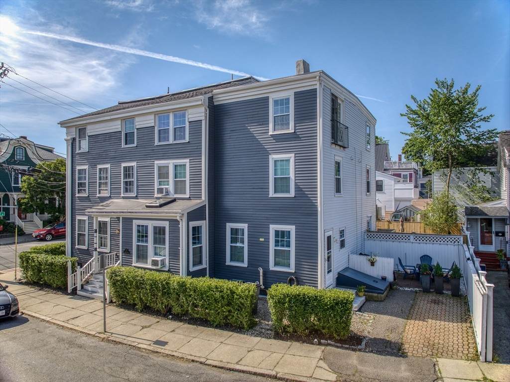 77 Pleasant St - Photo 1