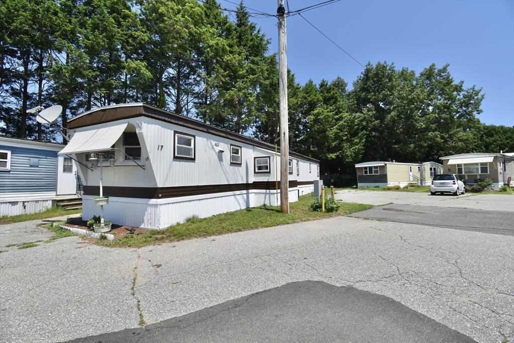 1760 Westover Rd - Photo 1