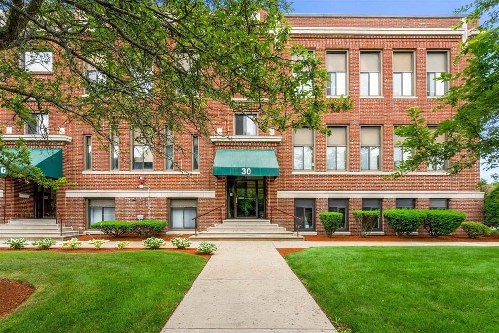 30 Conant St - Photo 1