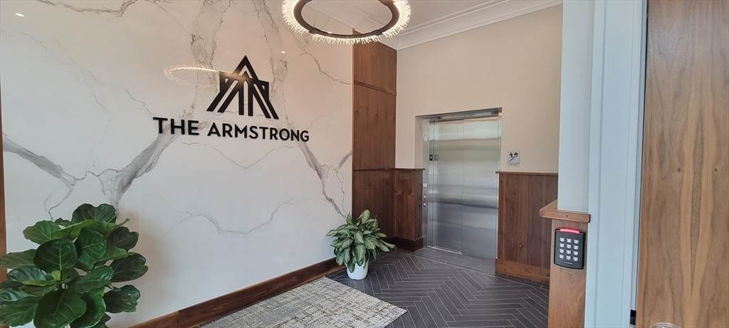 425 Lagrange St - Photo 1