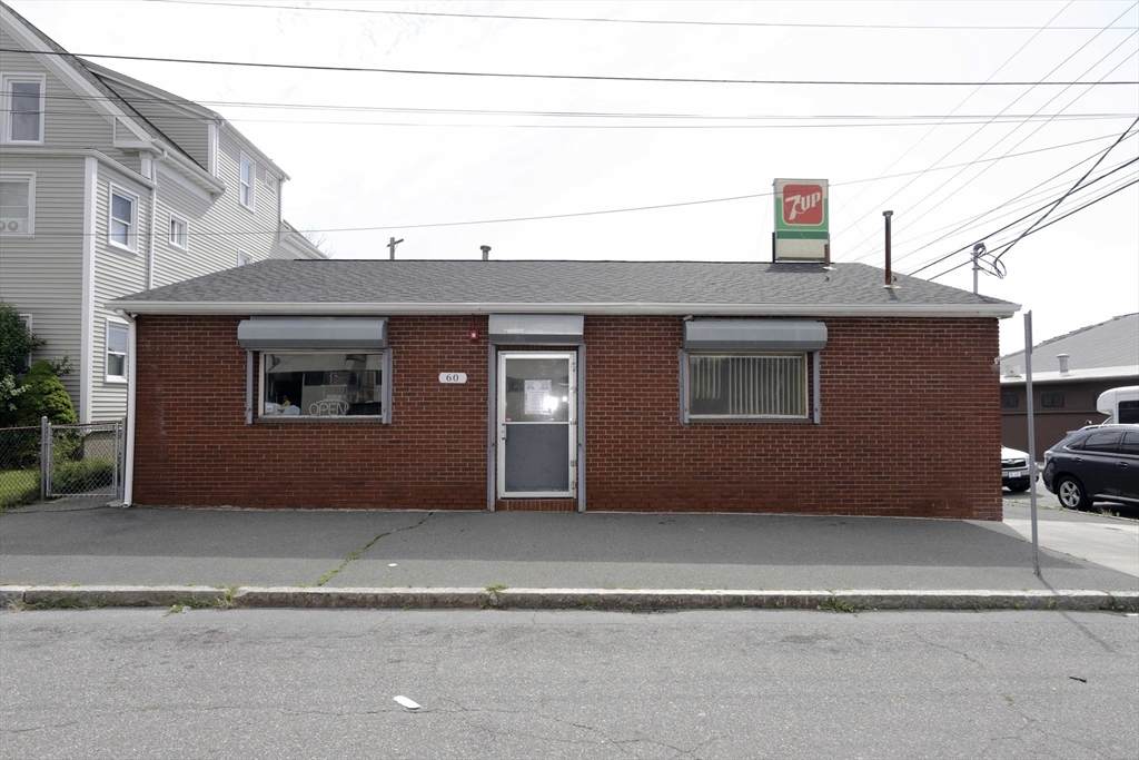 60 Madeira Avenue - Photo 1