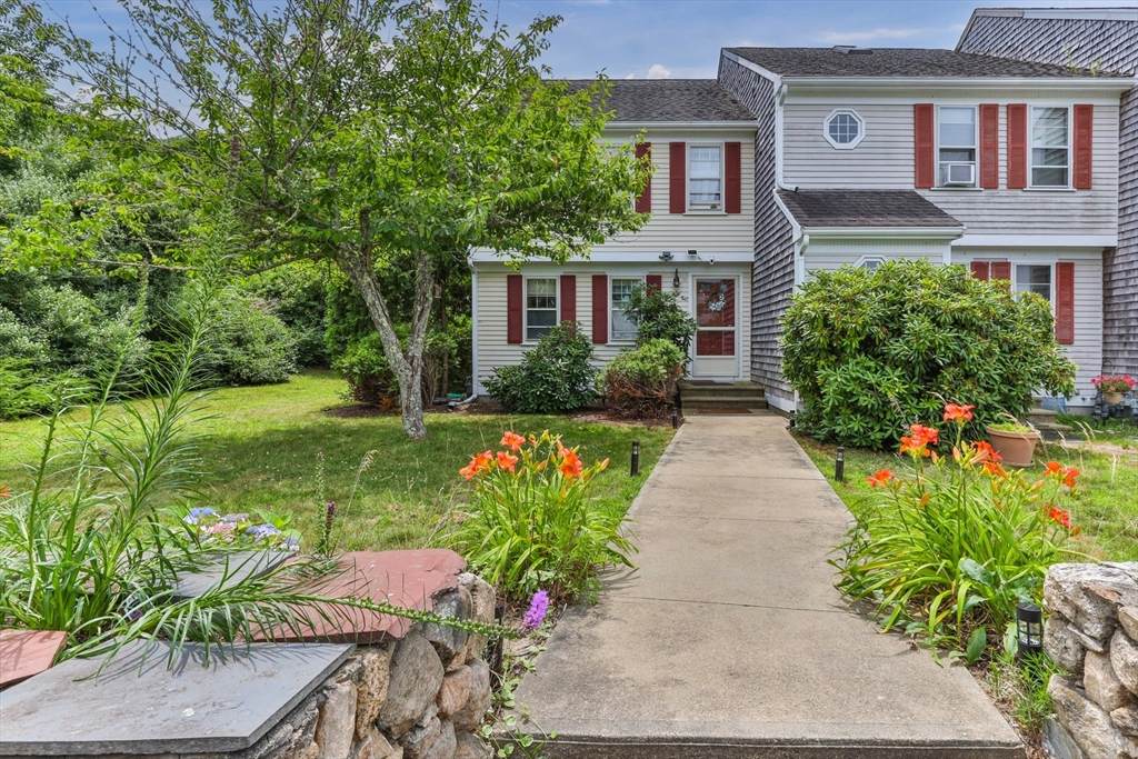 29 Woodview Dr - Photo 1