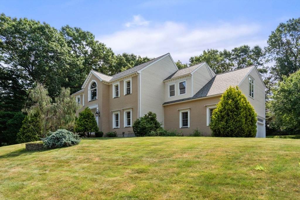 27 Taylor Rd - Photo 1