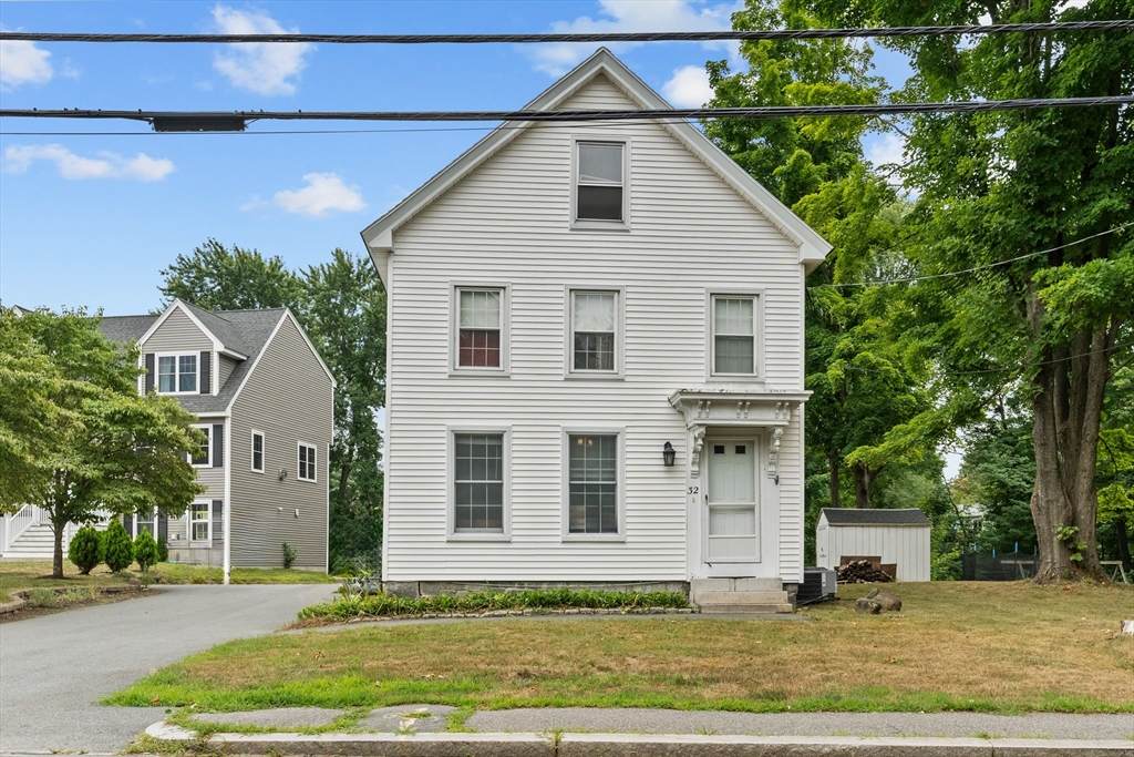 32 Mystic Street - Photo 1