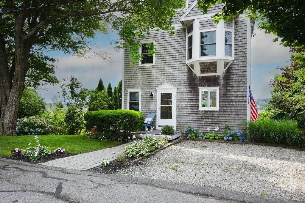 179 Meadowview St - Photo 1