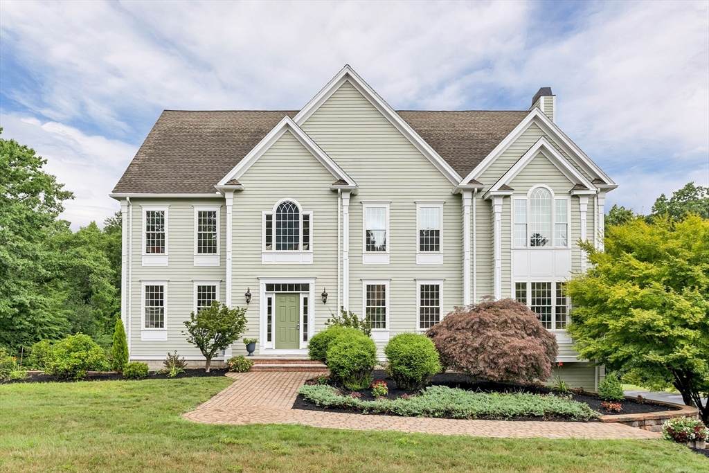 4 Ryan Farm Road - Photo 1