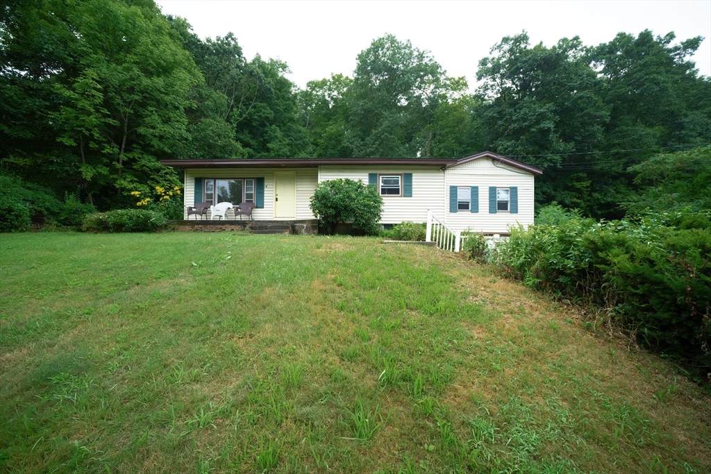 8 Hillside Drive - Photo 1