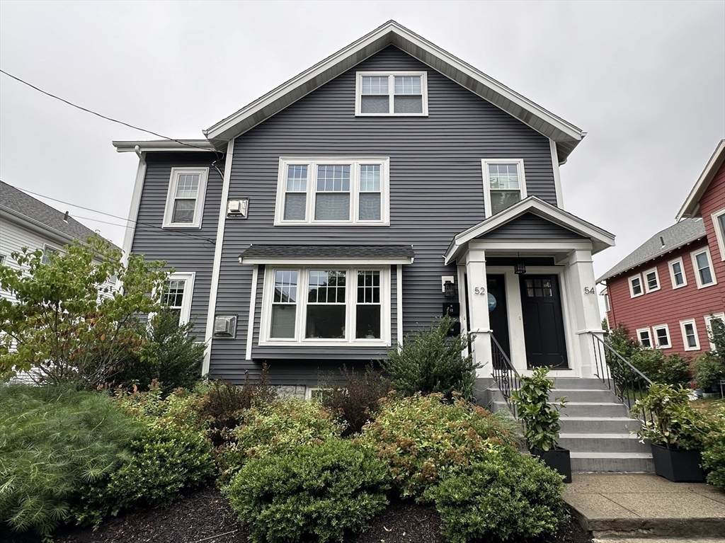 52 Webster St - Photo 1