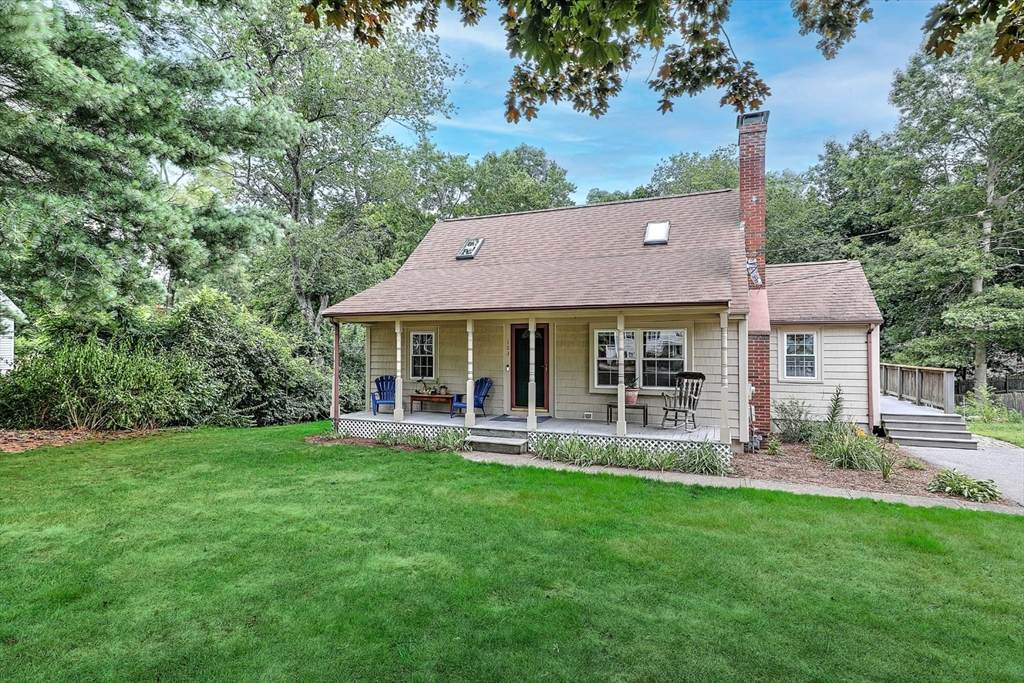 103 Walnut St - Photo 1