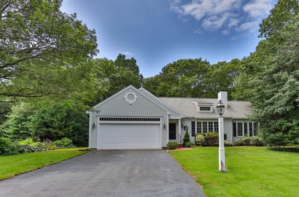 35 Regatta Drive - Photo 1