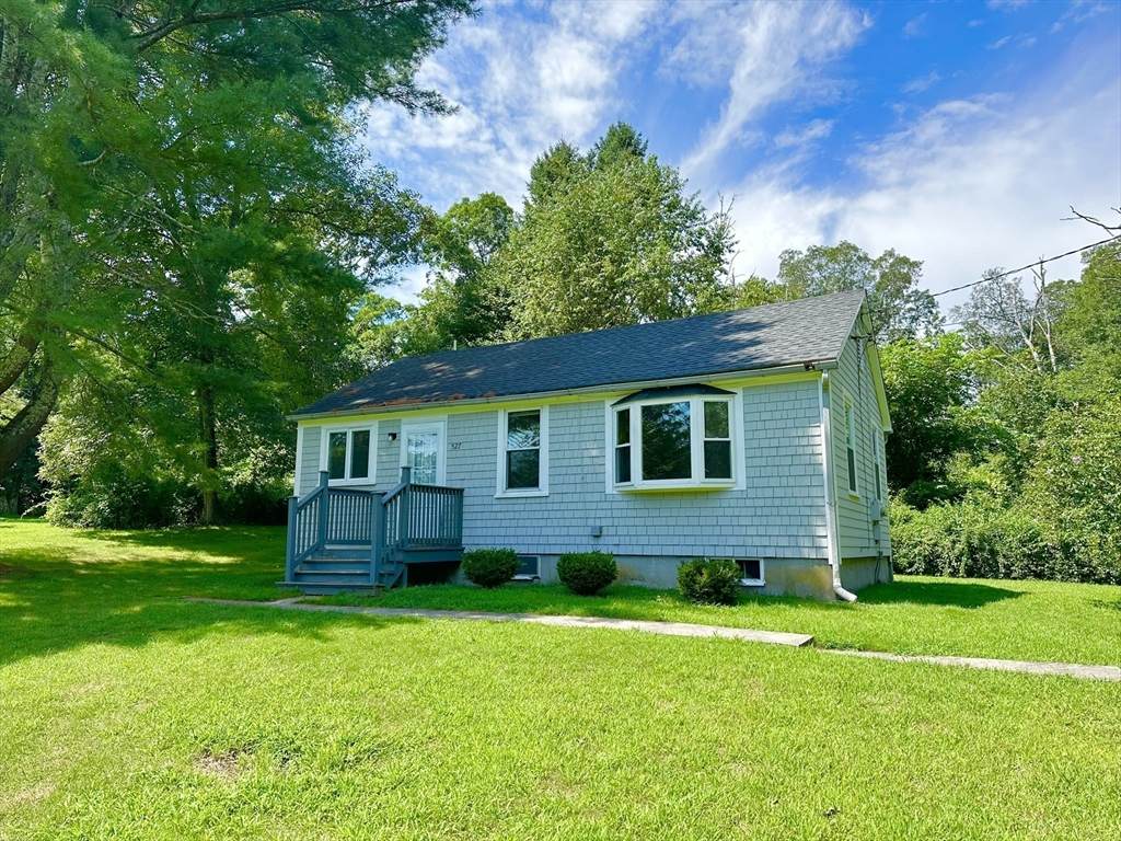 527-527A Main Rd - Photo 1