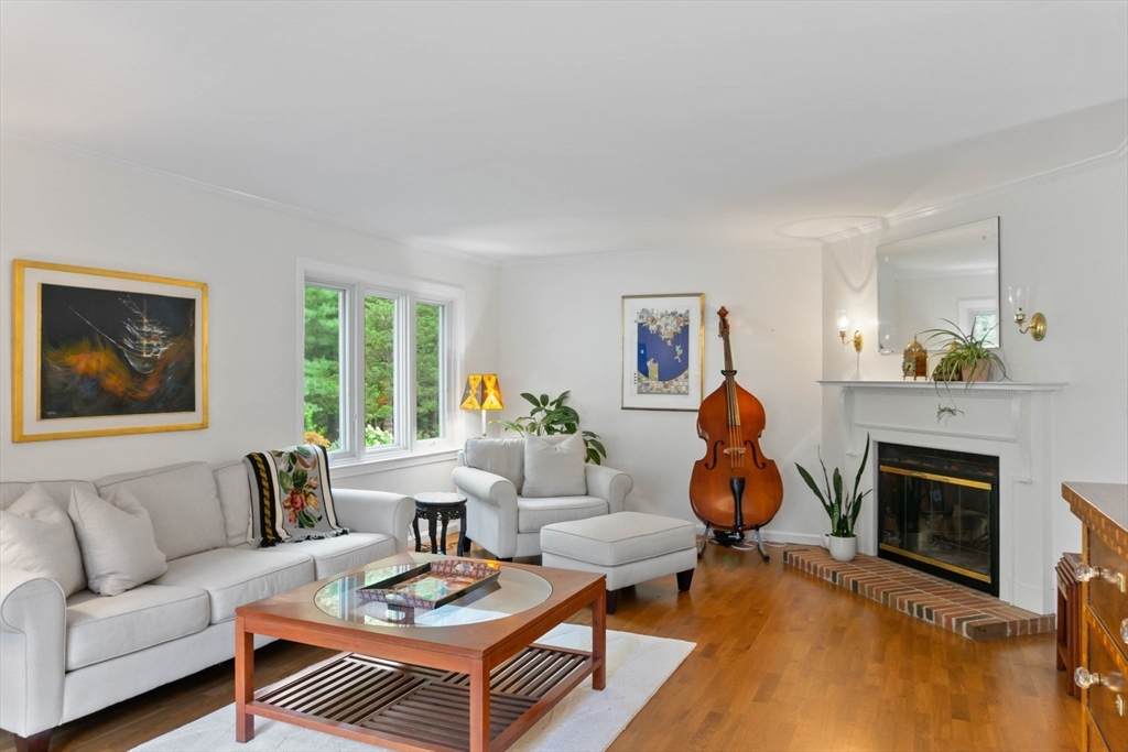 9 Essex - Photo 1