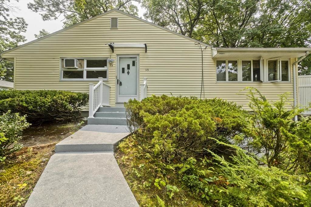 15 Lawton St - Photo 1