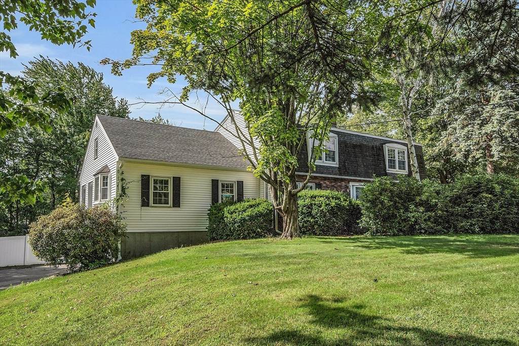 1024 Massachusetts Ave - Photo 1