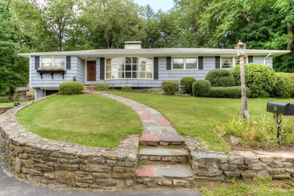 24 Monadnock Drive - Photo 1