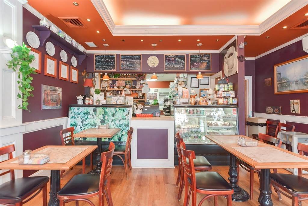 385 Main St - Photo 1