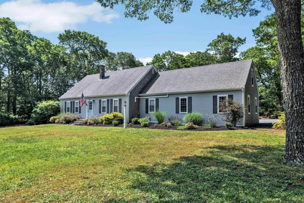 30 Bay Pine - Photo 1