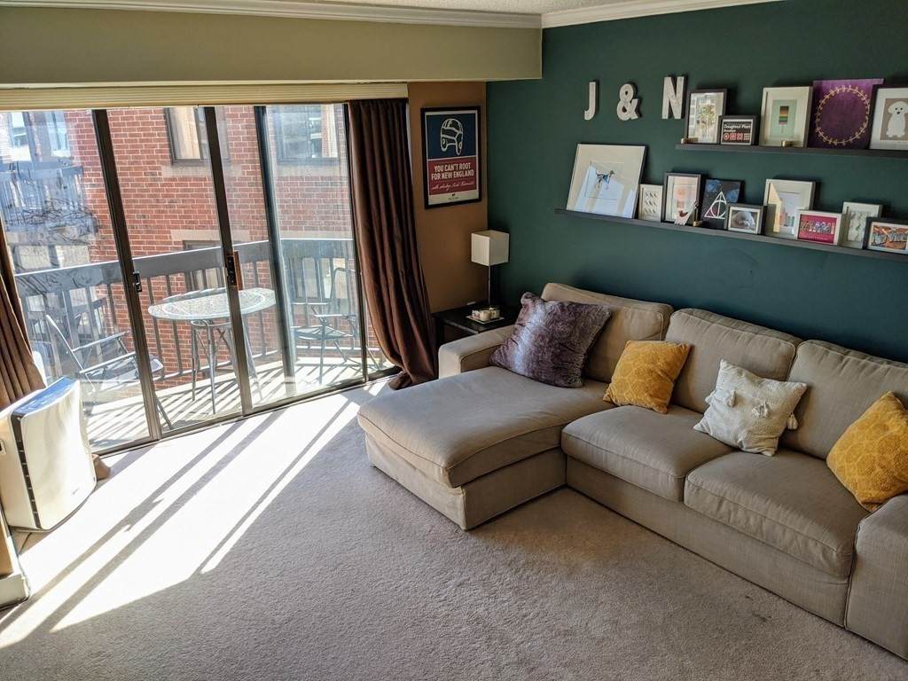 15 North Beacon Street - Photo 1