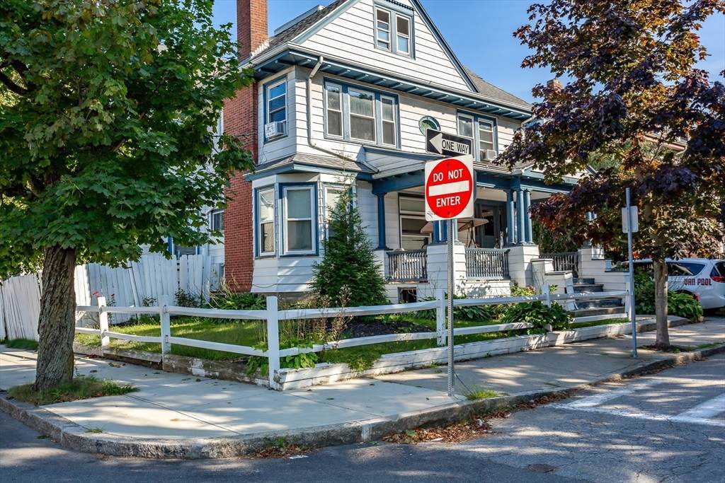 245 Madison St - Photo 1