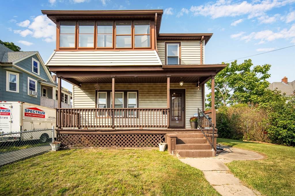 15 Longwood Ave - Photo 1