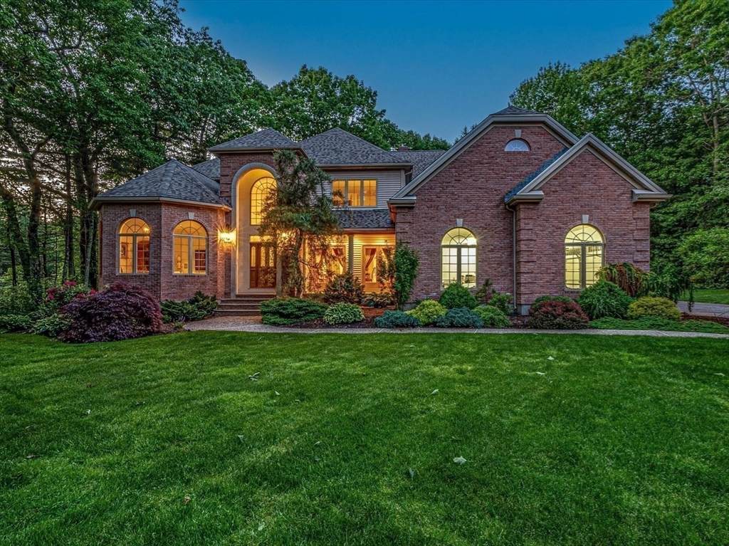 7 Sturbridge - Photo 1