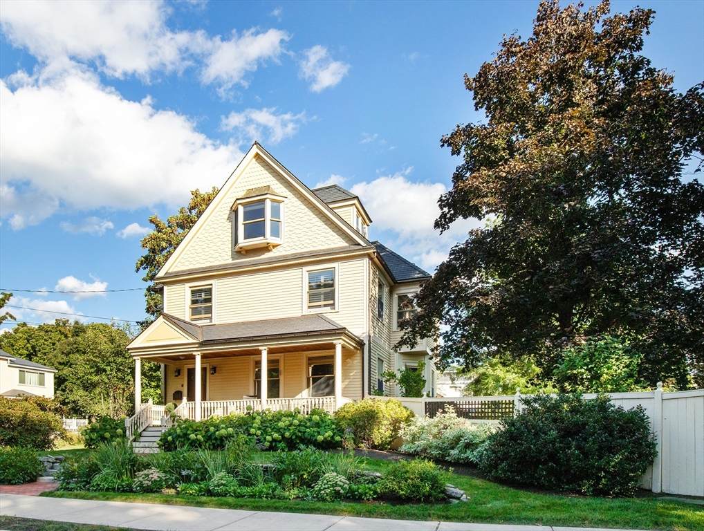 32 Muzzey Street - Photo 1