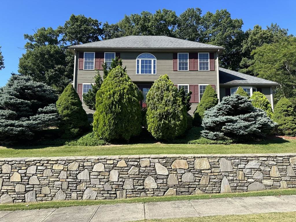 12 Jaclyn Rae Drive - Photo 1