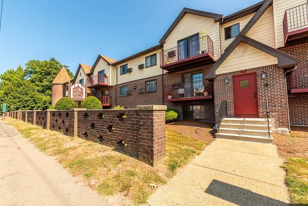 1001 N Main St - Photo 1