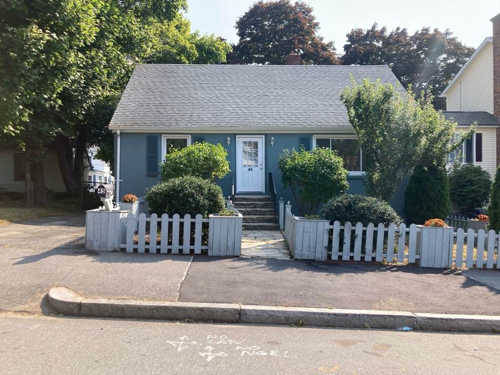 45 Pilgrim Avenue - Photo 1