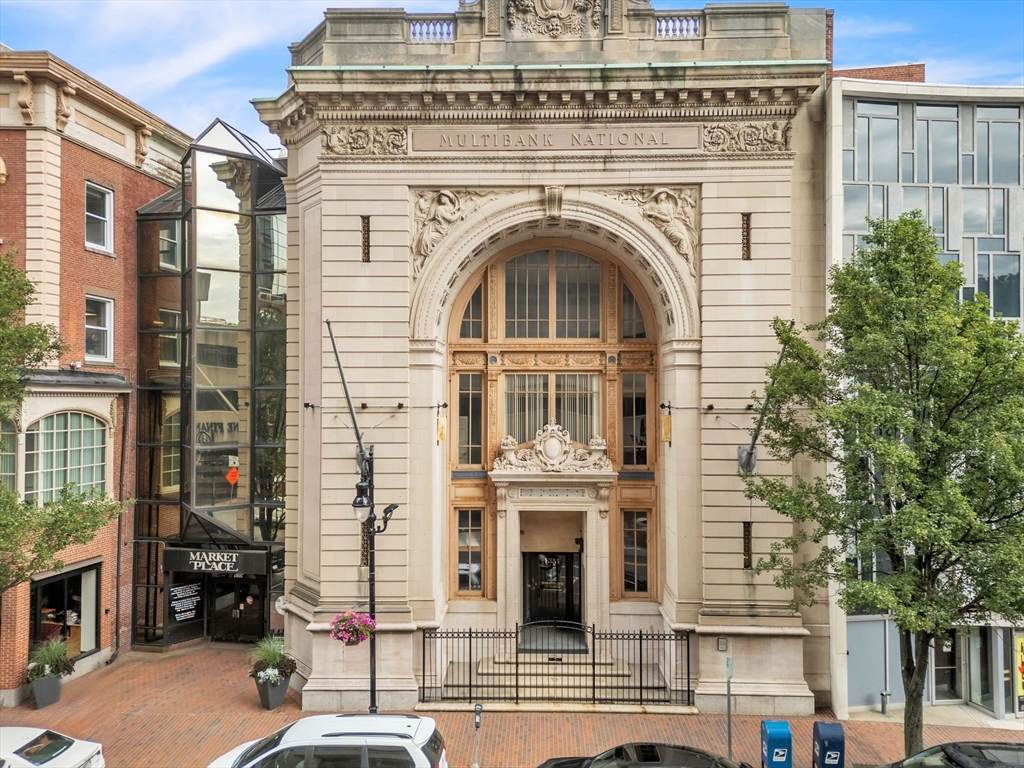 1351 Main St - Photo 1