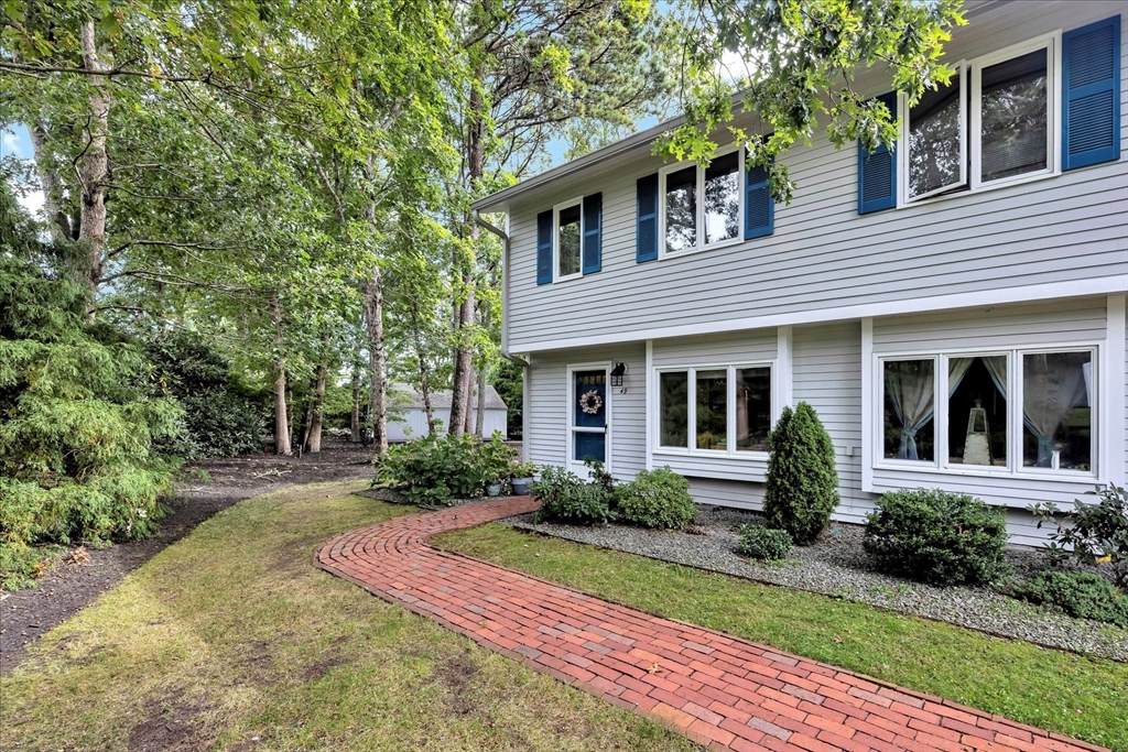 174 Lowell Rd - Photo 1