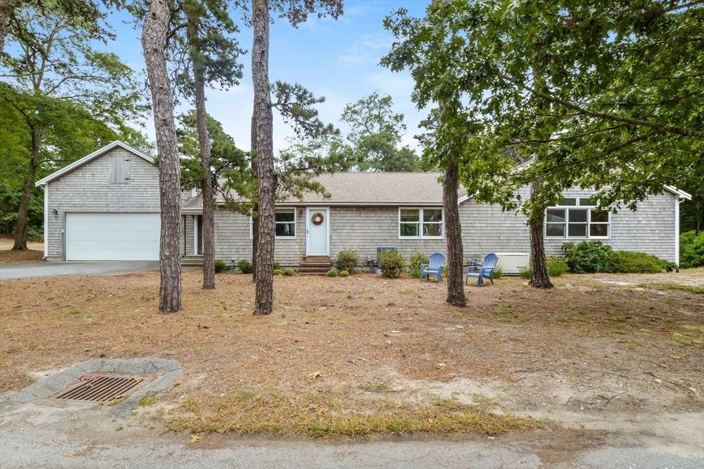 1065 Governor Prence - Photo 1