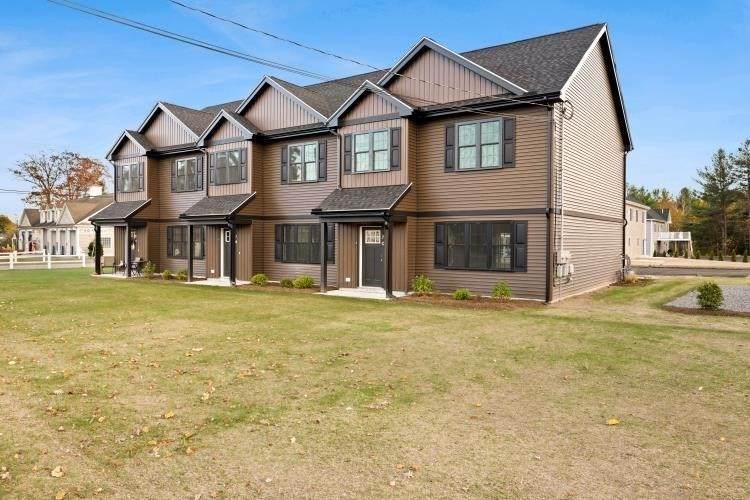 7 Winthrop Heights Dr - Photo 1