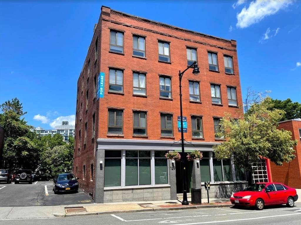 189 Cambridge Street - Photo 1