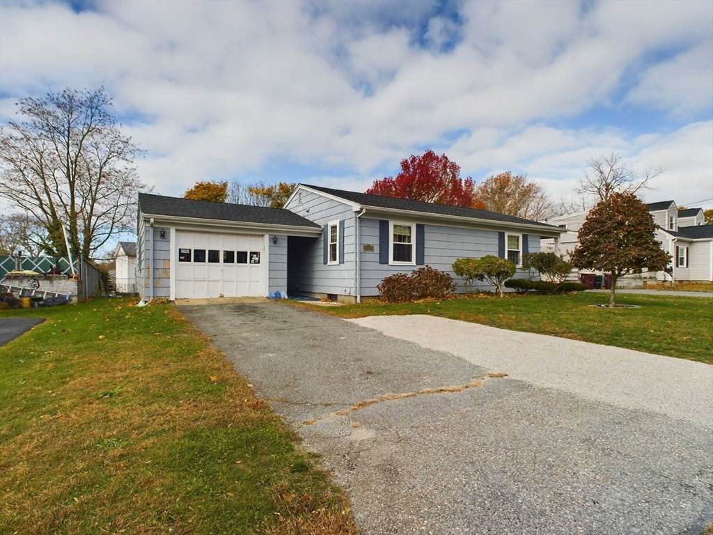 30 Saucier St - Photo 1
