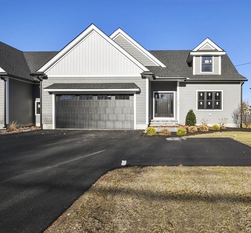 218 School St - Photo 1