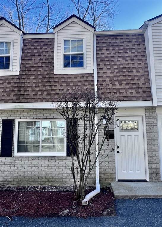 134 Old Ferry Rd - Photo 1