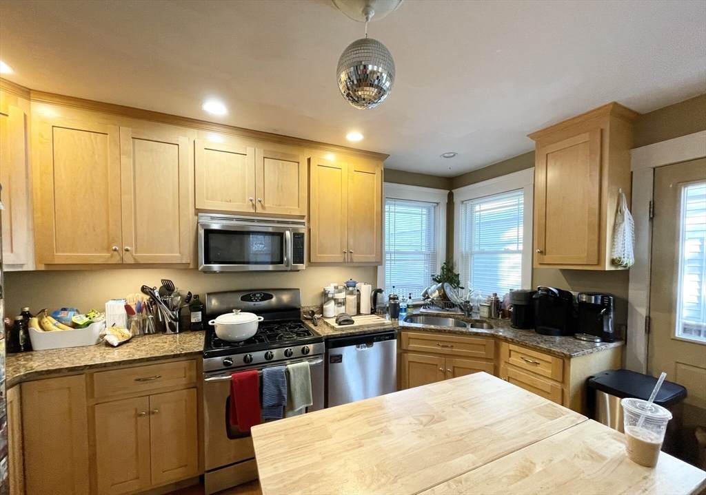 23 Iroquois - Photo 1