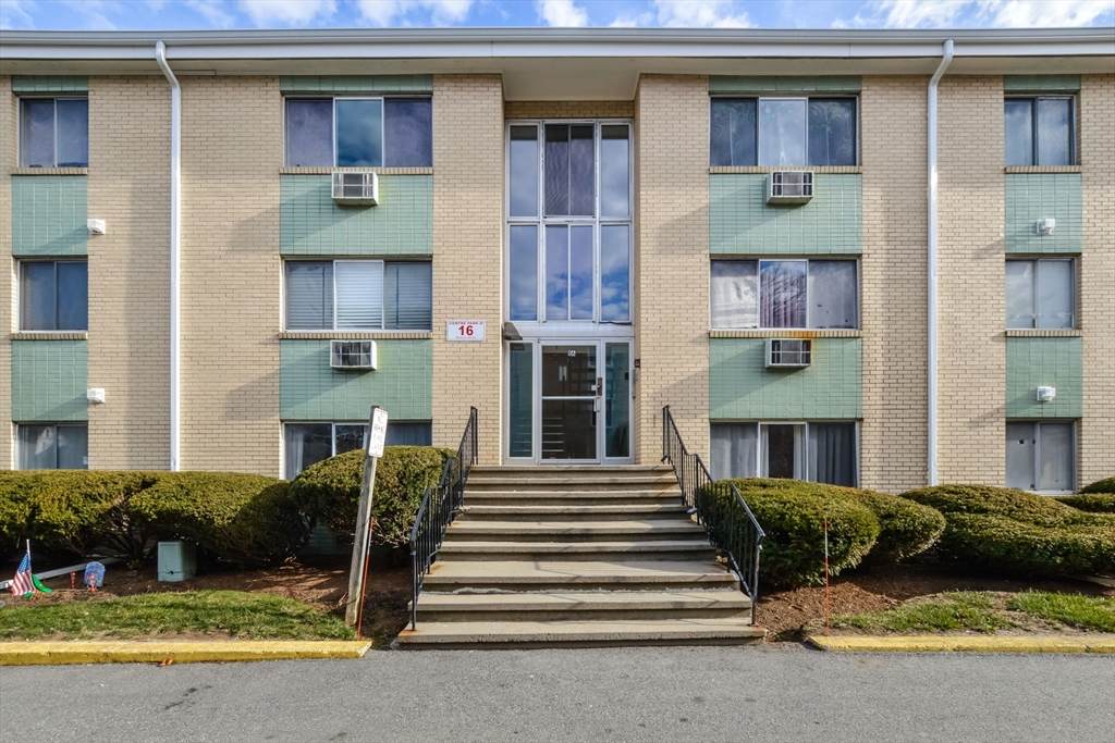 16 Nelson Drive - Photo 1